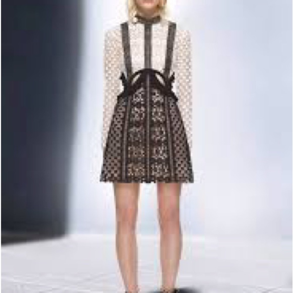 SELF PORTRAIT Black AND WHITE MINI Lace Floral Dress